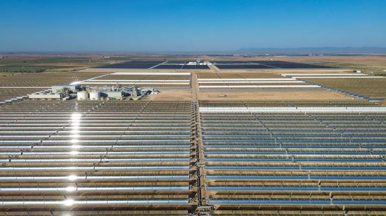Planta solar térmica, vista aérea